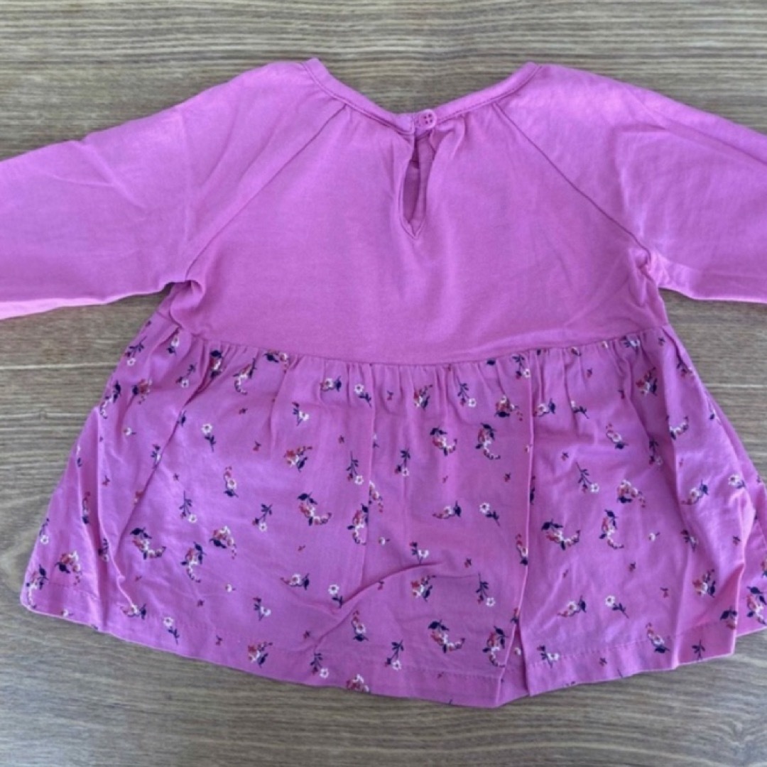 babyGAP(ベビーギャップ)のbaby gap ピンク　花柄　カットソー　長袖　90 キッズ/ベビー/マタニティのキッズ服女の子用(90cm~)(Tシャツ/カットソー)の商品写真
