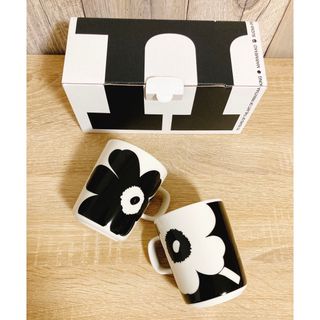 marimekko - IKEA マリメッコ サイドテーブルの通販 by az｜マリメッコ 