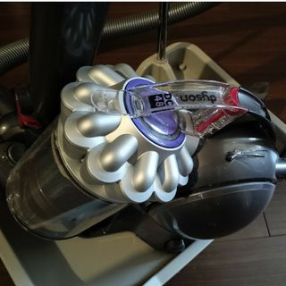 Dyson - Dyson DC48 収納+各種ヘッドセット　ダイソン　掃除機