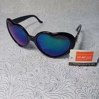 【新品】UV400 ファッション ハート型 パープル サングラス 偏光レンズ(サングラス/メガネ)
