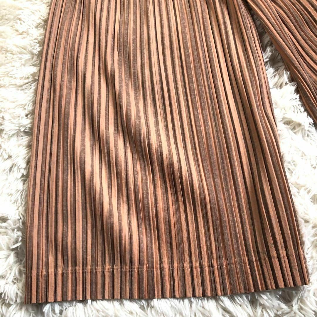 PLEATS PLEASE ISSEY MIYAKE(プリーツプリーズイッセイミヤケ)の【美品】プリーツプリーズ 近年モデル スーパーワイドパンツ レーヨン混 L レディースのパンツ(カジュアルパンツ)の商品写真