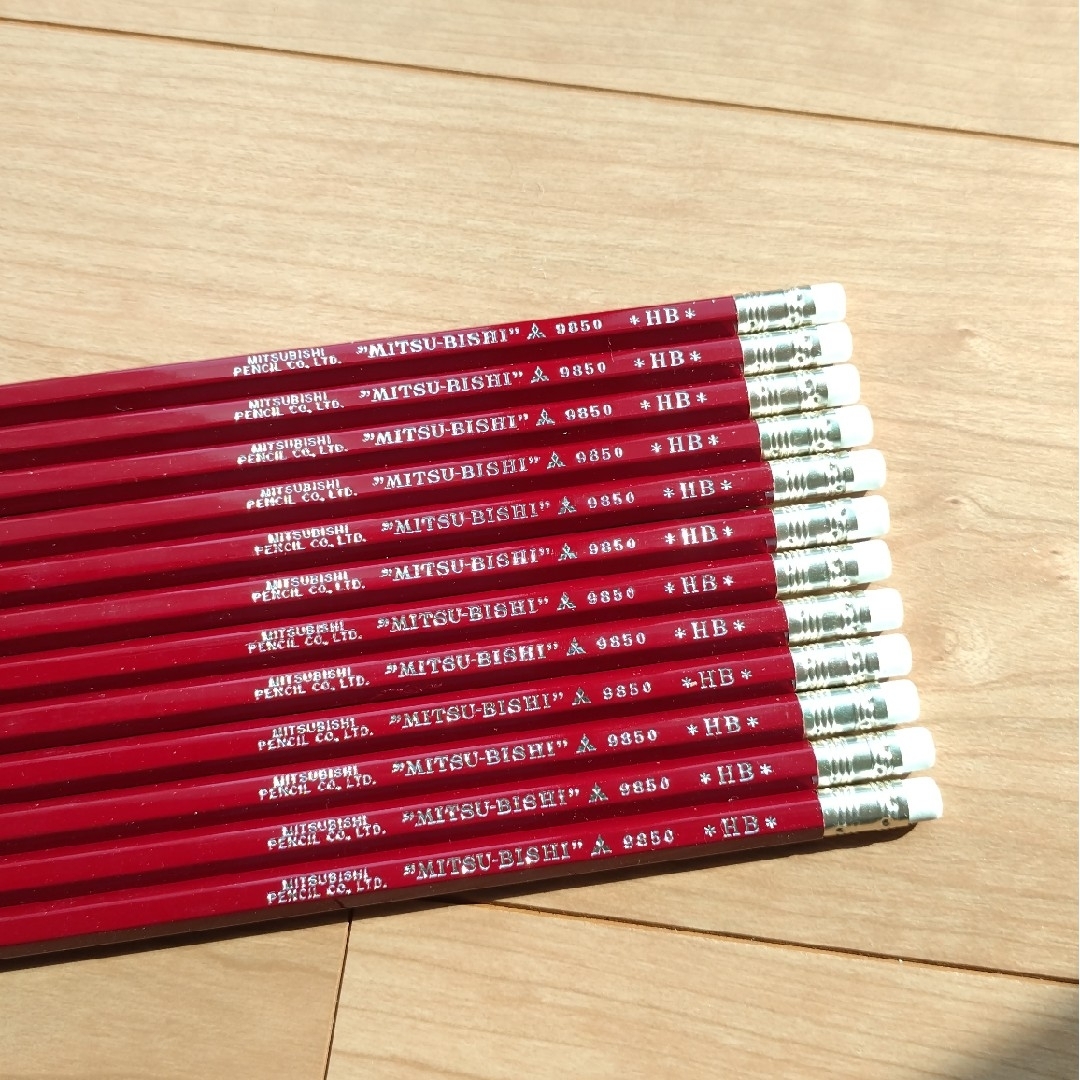 三菱鉛筆(ミツビシエンピツ)の三菱 9850鉛筆 HB　1ダース エンタメ/ホビーのアート用品(鉛筆)の商品写真