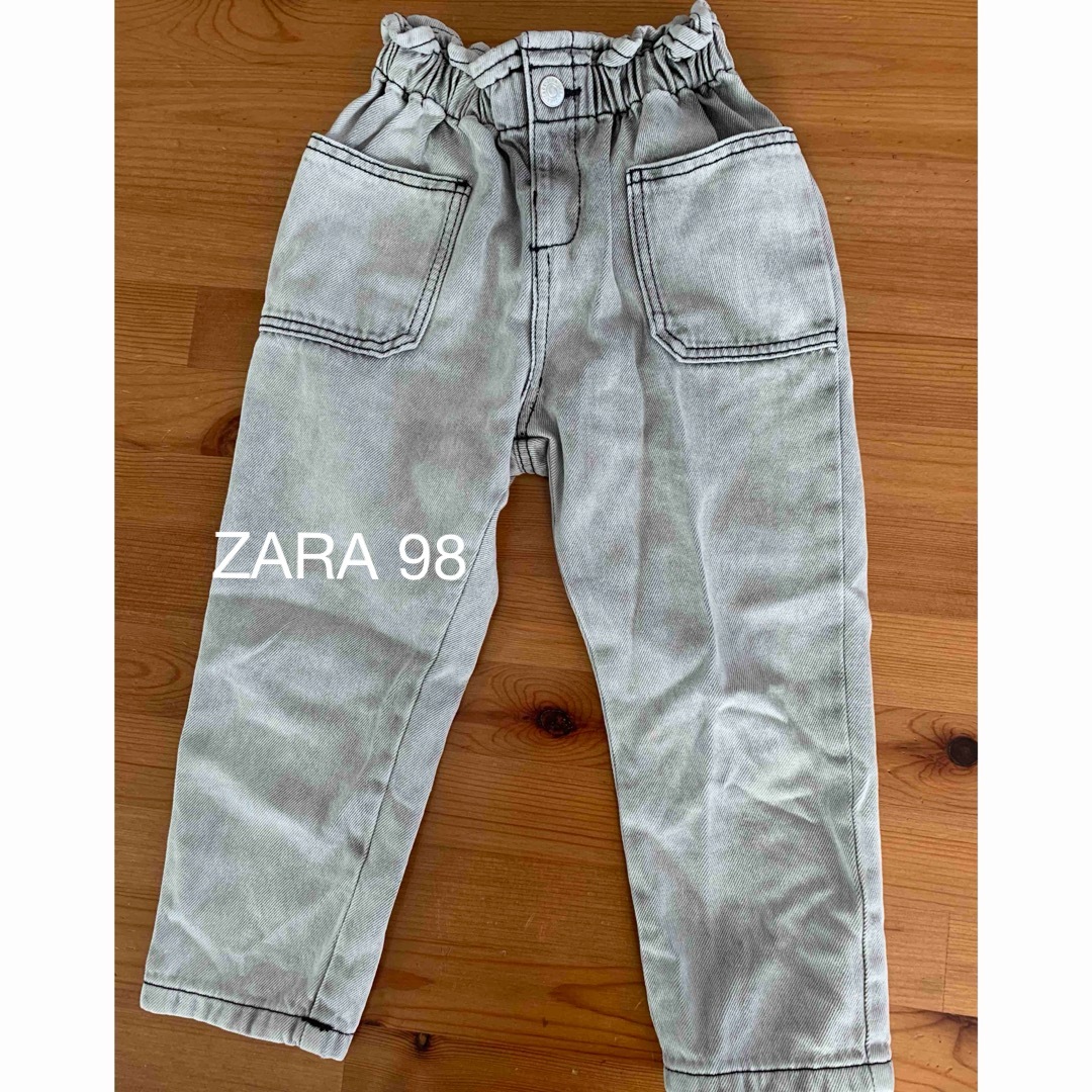 ZARA KIDS(ザラキッズ)のZARA サイズ98 ライトグレー キッズ/ベビー/マタニティのキッズ服女の子用(90cm~)(パンツ/スパッツ)の商品写真