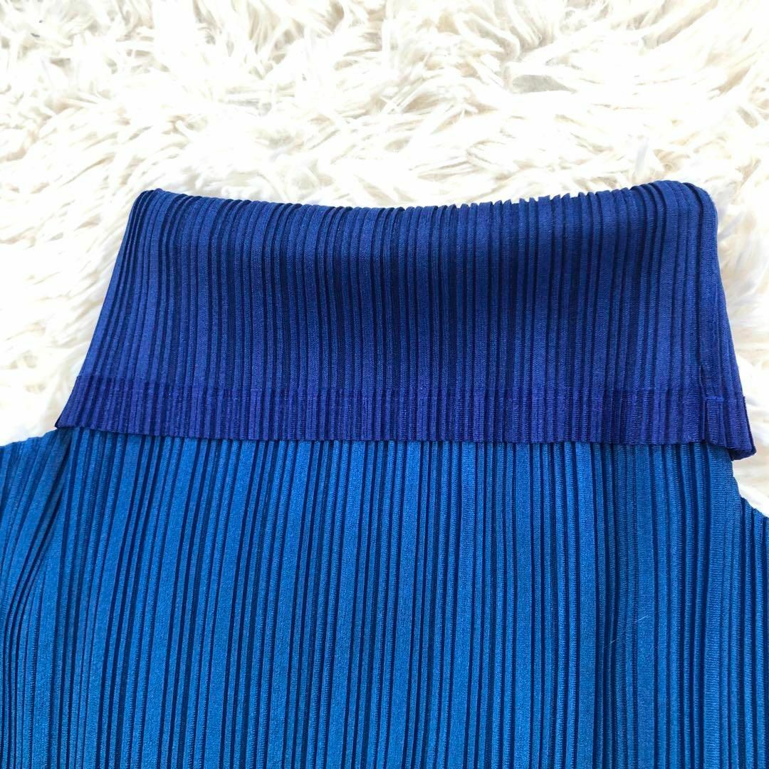 PLEATS PLEASE ISSEY MIYAKE(プリーツプリーズイッセイミヤケ)の【極美品】プリーツプリーズ グラデーション ハイネック チュニック L オーロラ レディースのトップス(チュニック)の商品写真