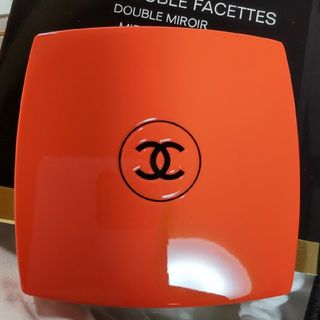 シャネル(CHANEL)のCHANEL シャネルミロワール ドゥーブル ファセットコンパクト 121(ミラー)