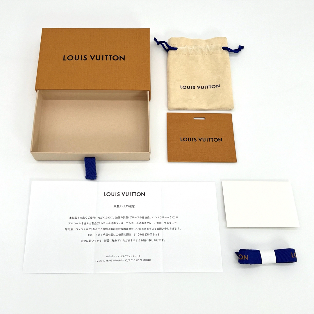 LOUIS VUITTON(ルイヴィトン)のルイヴィトン M00321 シグネチャー LVペンダント ネックレス 65.3㎝ メンズのアクセサリー(ネックレス)の商品写真