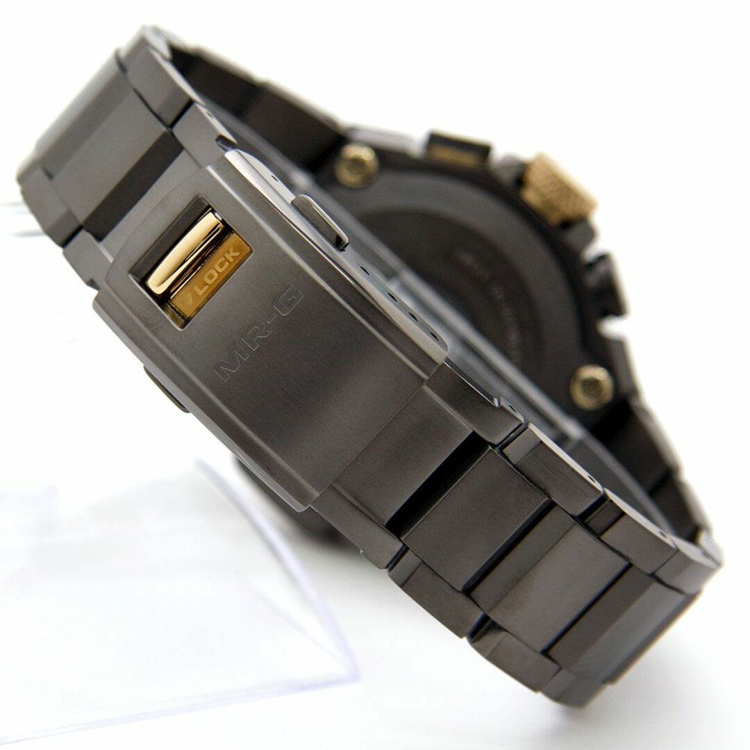 CASIO(カシオ)の美品 カシオ CASIO Gショック G-SHOCK MRG-B2000B-1A4JR チタン 赤備え タフソーラー クロノグラフ モバイルリンク MR-G 多機能 山形カシオ メンズの時計(腕時計(アナログ))の商品写真