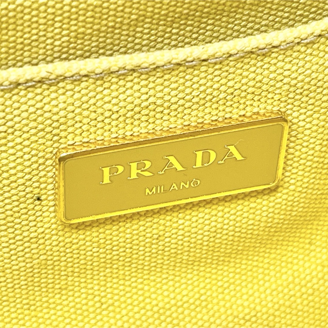 PRADA(プラダ)のPRADA プラダ カナパ S ハンドバッグ イエロー レディースのバッグ(ハンドバッグ)の商品写真