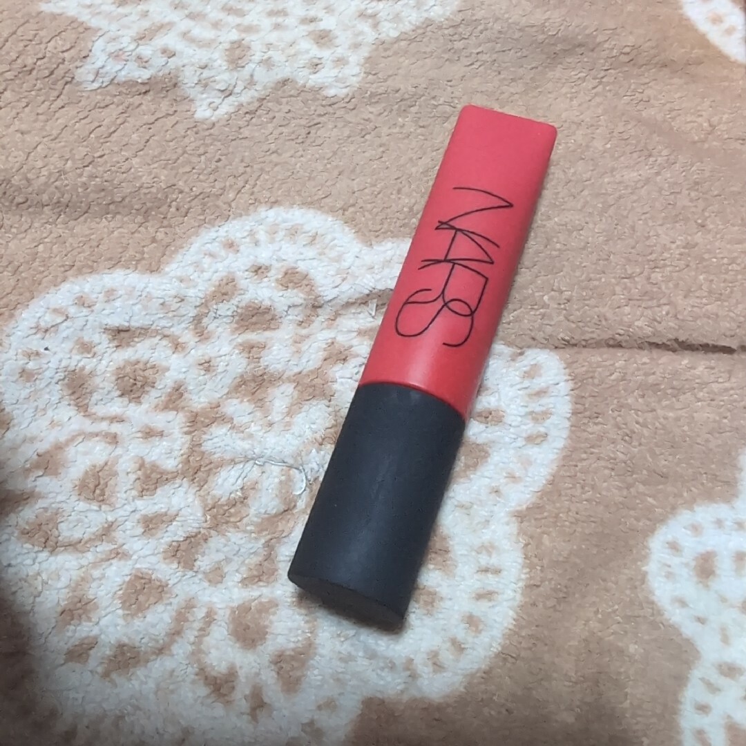 NARS(ナーズ)のNARS エアーマットリップカラー02688 コスメ/美容のベースメイク/化粧品(口紅)の商品写真