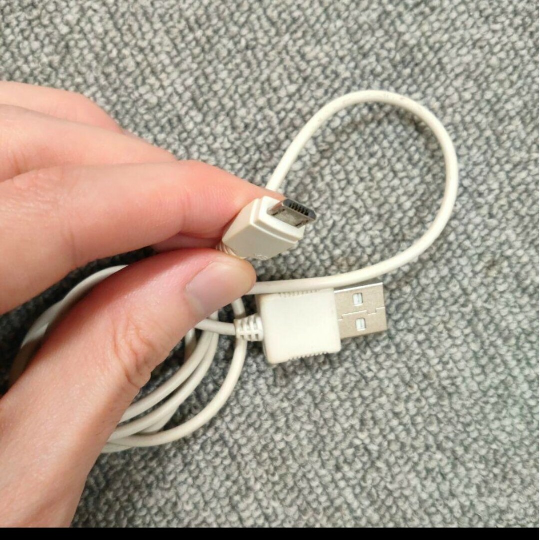 ACアダプター　携帯電話などの充電器セット エンタメ/ホビーのエンタメ その他(その他)の商品写真