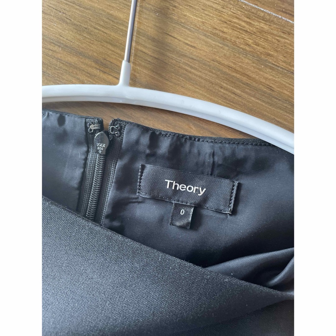 theory(セオリー)のお値下げ【美品】Theory Betty2B ワンピース レディースのワンピース(ひざ丈ワンピース)の商品写真