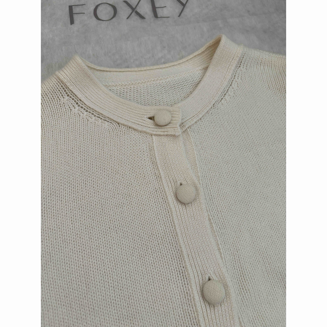 FOXEY(フォクシー)のお値下げ　フォクシー　カシミアボレロ　40 42 ワンピース  レディースのトップス(ボレロ)の商品写真