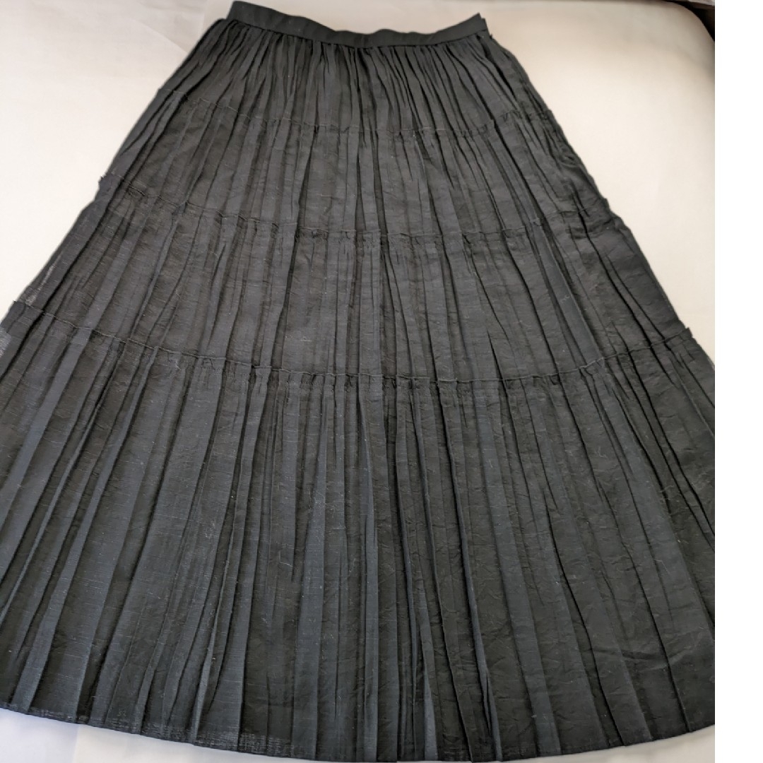 leilian(レリアン)のレリアン　黑プリーツスカート レディースのスカート(ロングスカート)の商品写真
