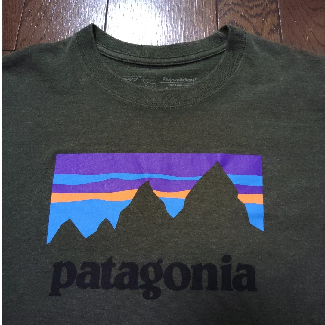 patagonia(パタゴニア)のpatagonia　ロンT　長袖　S　緑 メンズのトップス(Tシャツ/カットソー(七分/長袖))の商品写真