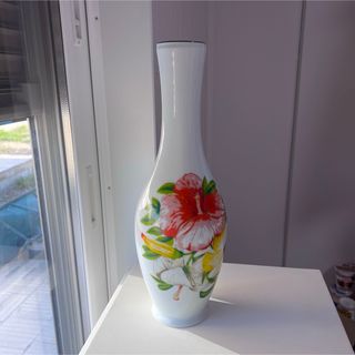 リモージュ、花瓶、フラワーベース　Yona K リモージュフランスの陶器(花瓶)