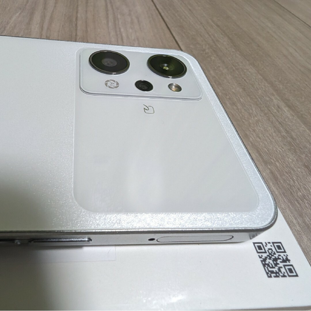 OPPO Reno9A ムーンホワイト OPPO Reno9A ムーンホワイト