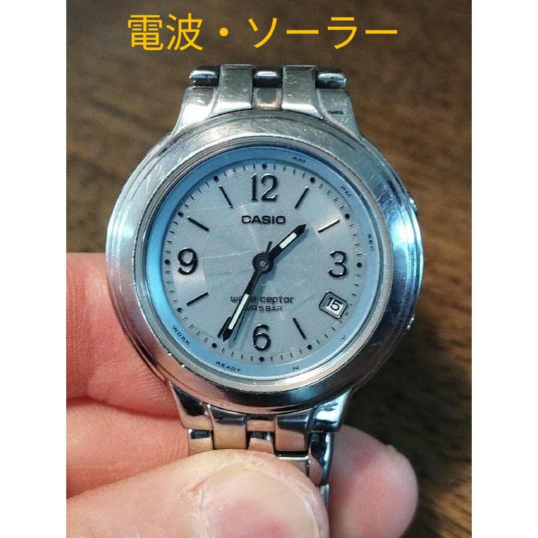 CASIO(カシオ)のAE5　カシオ・ウェーブセプター　　　電波・ソーラー時計　日付つき レディースのファッション小物(腕時計)の商品写真