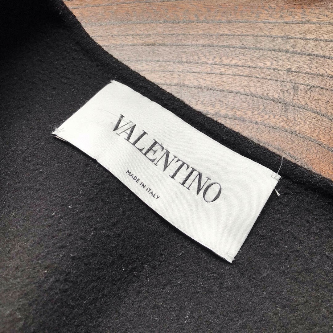 VALENTINO(ヴァレンティノ)のValentino カシミアウール　コート　ヴァレンティノ バレンティノ レディースのジャケット/アウター(ロングコート)の商品写真