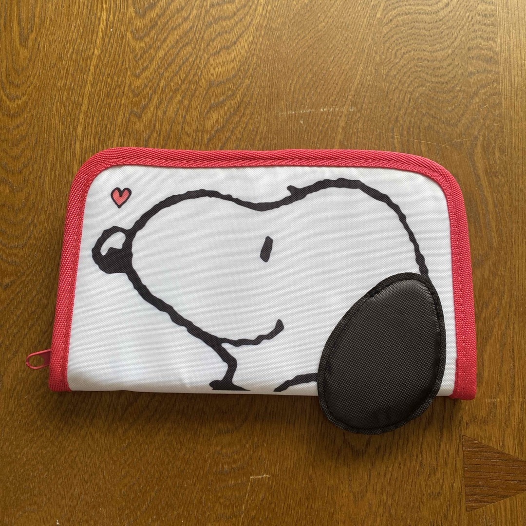 SNOOPY(スヌーピー)のSNOOPY  スヌーピーすぎる家計管理マルチケース エンタメ/ホビーのおもちゃ/ぬいぐるみ(キャラクターグッズ)の商品写真