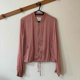 【美品】Bershka 薄手ブルゾン ピンクベージュ