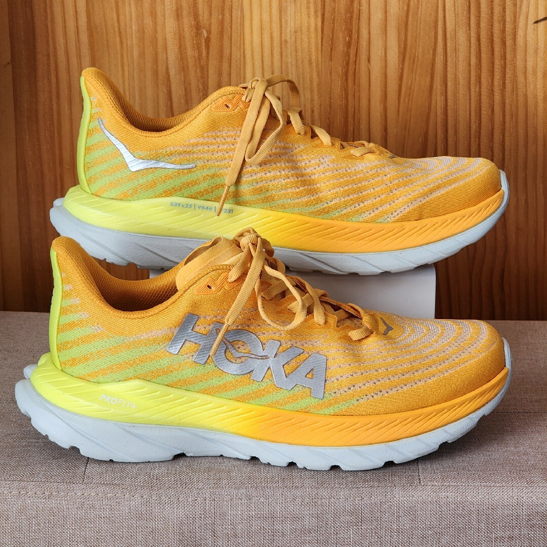 HOKA ONE ONE(ホカオネオネ)の新品未使用 ホカオネ MACH5 マッハ５ ランニングシューズ スニーカー 26 メンズの靴/シューズ(スニーカー)の商品写真