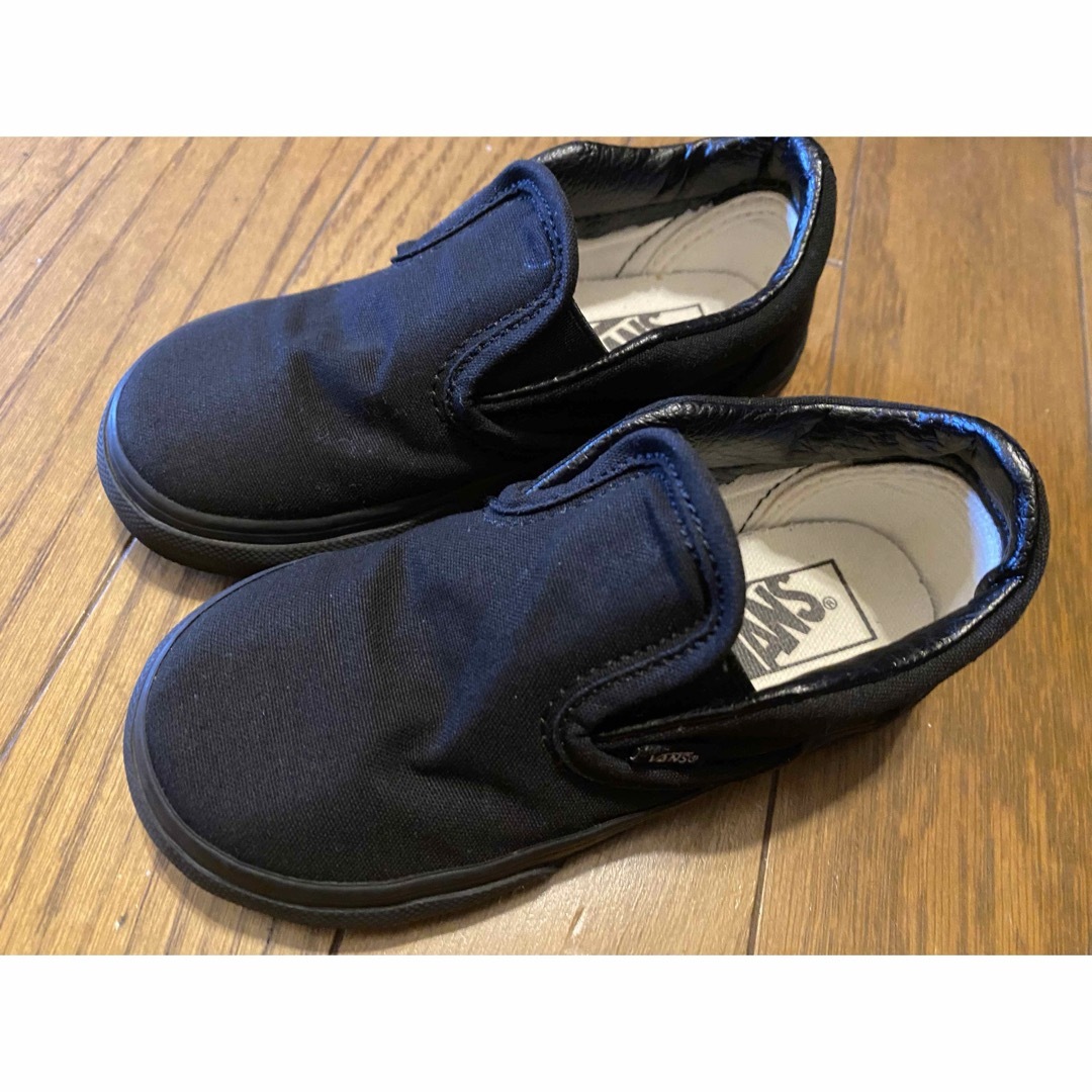 VANS(ヴァンズ)のバンズのスリッポン キッズ/ベビー/マタニティのキッズ靴/シューズ(15cm~)(スリッポン)の商品写真