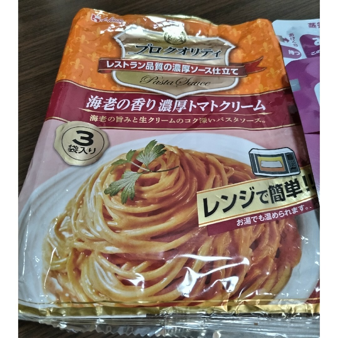 ハウス食品(ハウスショクヒン)の2袋セット　ハウス食品 プロクオリティ　パスタソース海老の香り濃 食品/飲料/酒の食品(調味料)の商品写真