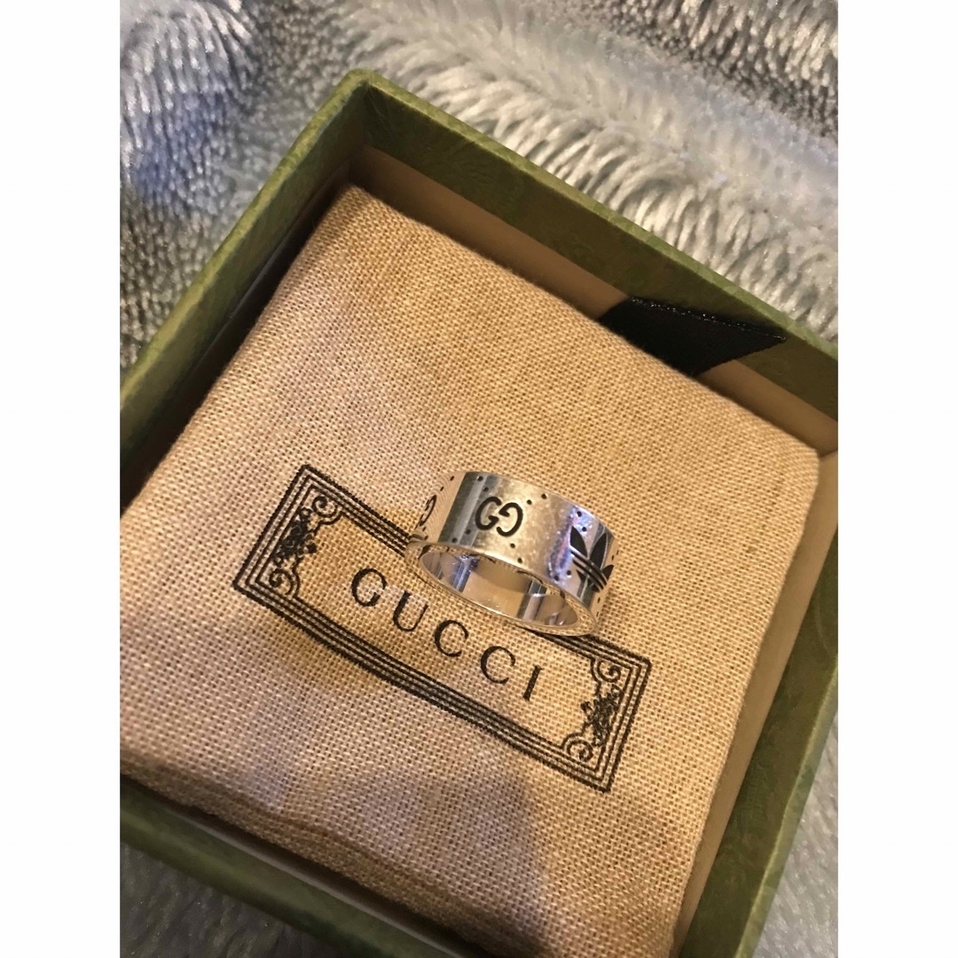 Gucci(グッチ)のGUCCI adidas コラボ　シルバー リング 指輪　14号 メンズのアクセサリー(リング(指輪))の商品写真