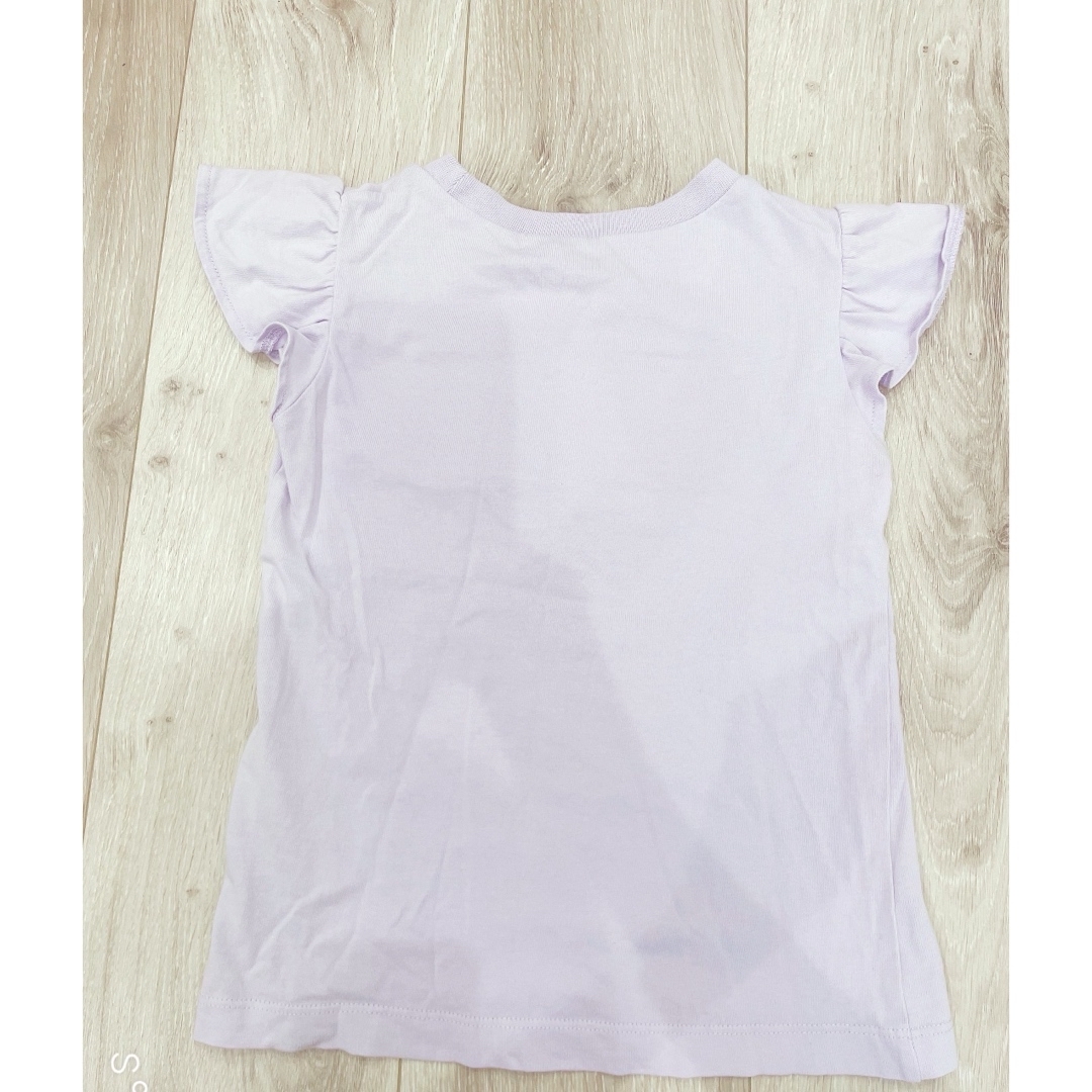 GU(ジーユー)のGU   Tシャツ　120 キッズ/ベビー/マタニティのキッズ服女の子用(90cm~)(Tシャツ/カットソー)の商品写真