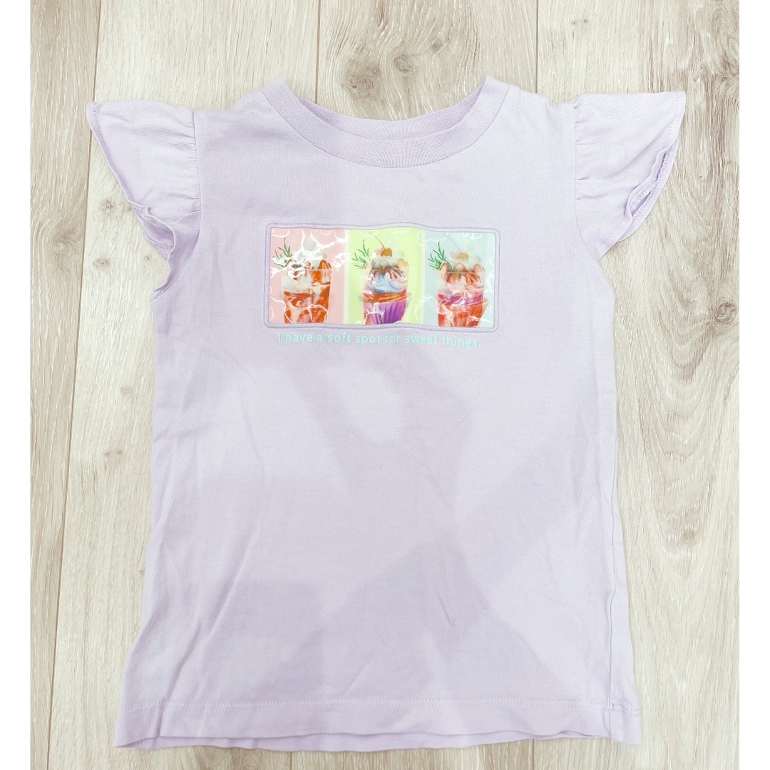 GU(ジーユー)のGU   Tシャツ　120 キッズ/ベビー/マタニティのキッズ服女の子用(90cm~)(Tシャツ/カットソー)の商品写真