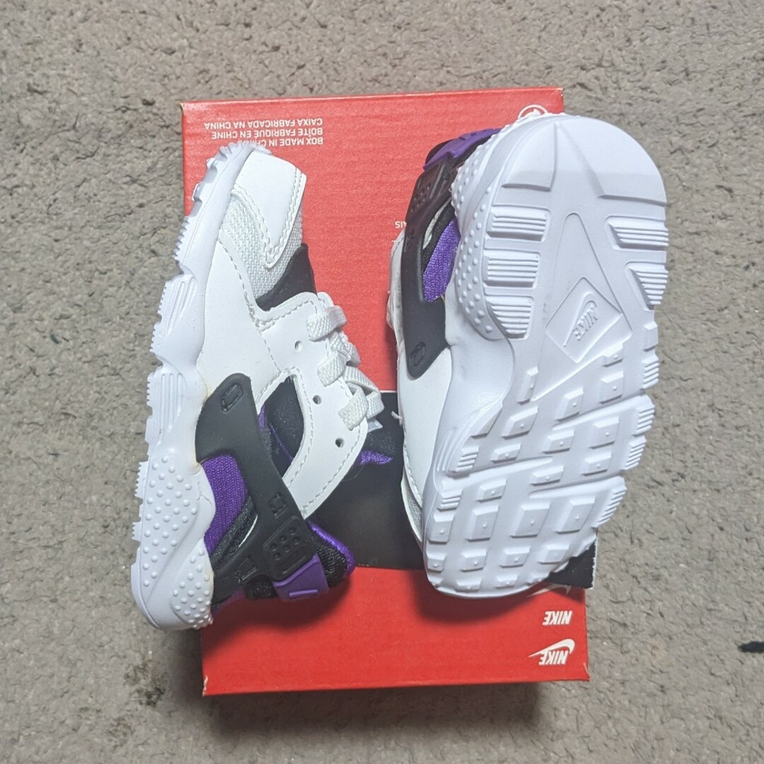 NIKE(ナイキ)の新品　NIKE HUARACHE RUN(TD) ナイキ ハラチ 11cm キッズ/ベビー/マタニティのベビー靴/シューズ(~14cm)(スニーカー)の商品写真