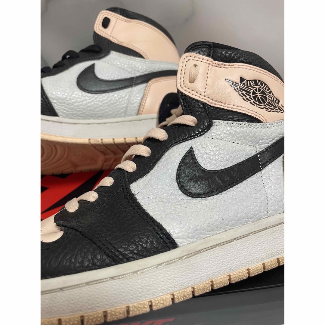 NIKE(ナイキ)のNIKE AIR JORDAN 1 レトロ HIGH OG メンズの靴/シューズ(スニーカー)の商品写真