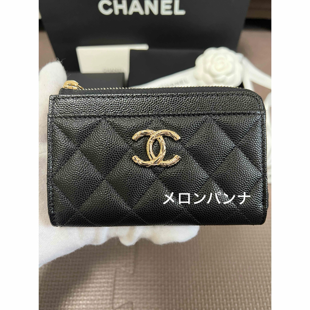 CHANEL(シャネル)の新品 CHANEL 24S フラグメント カードケース 財布 キャビアスキン レディースのファッション小物(財布)の商品写真