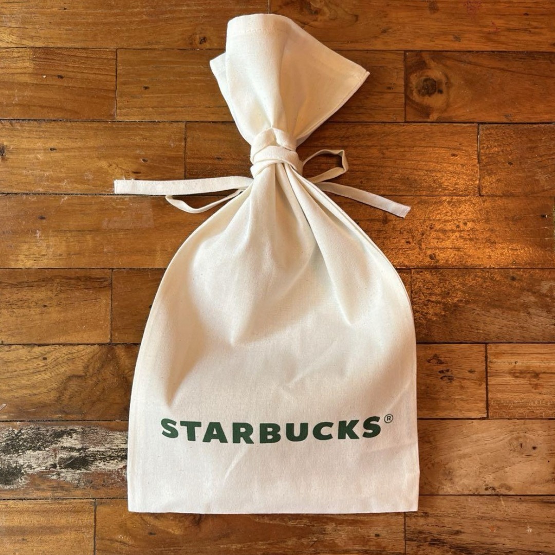 Starbucks(スターバックス)のStarbucks ギフトバック インテリア/住まい/日用品のオフィス用品(ラッピング/包装)の商品写真