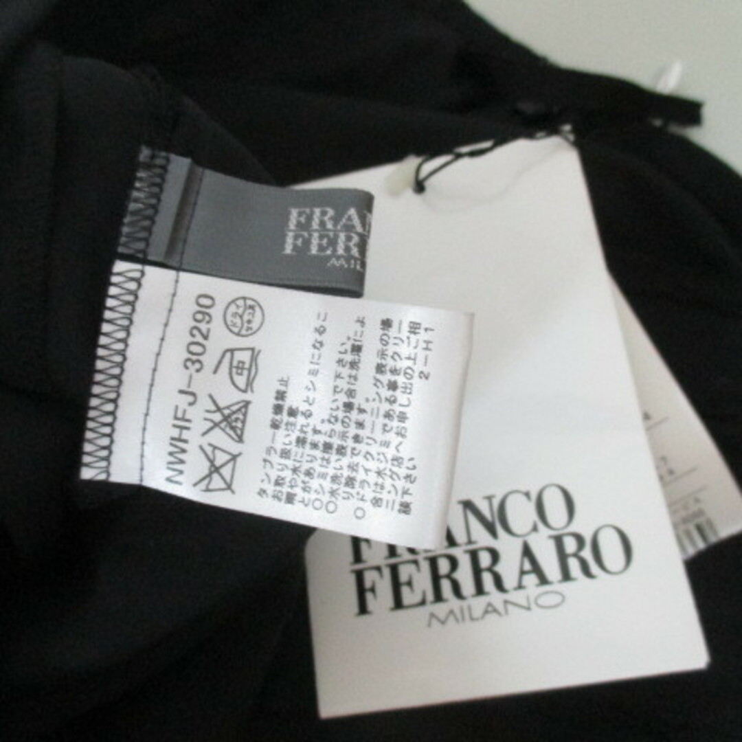 FRANCO FERRARO(フランコフェラーロ)のフランコフェラーロ シルク 絹 膝丈フレアスカート スカート 3 ブラック 黒 レディースのスカート(ひざ丈スカート)の商品写真
