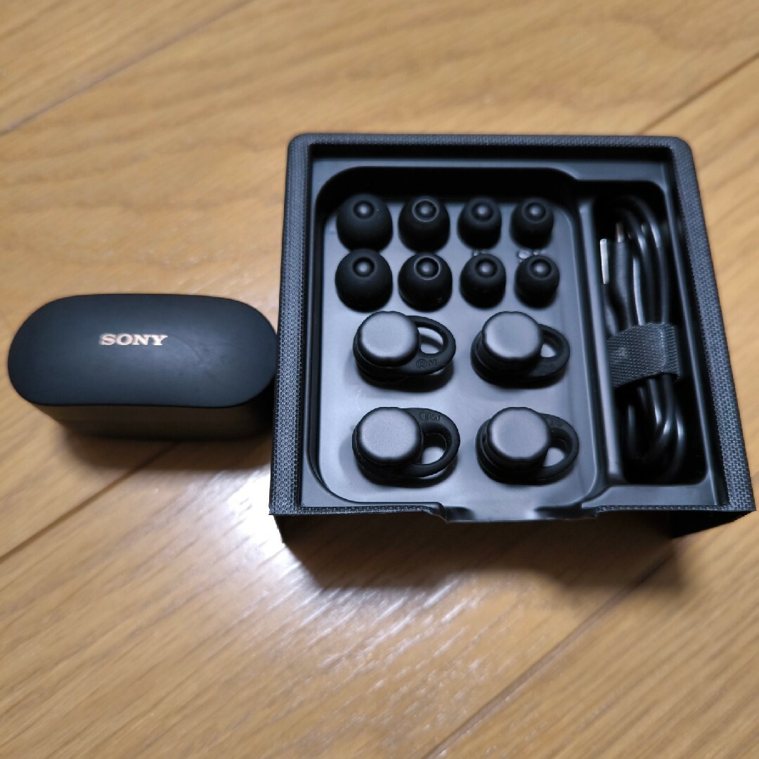 SONY(ソニー)のSONY  WF-1000XM4 ブラック+Ankerイヤーピースセット スマホ/家電/カメラのオーディオ機器(ヘッドフォン/イヤフォン)の商品写真