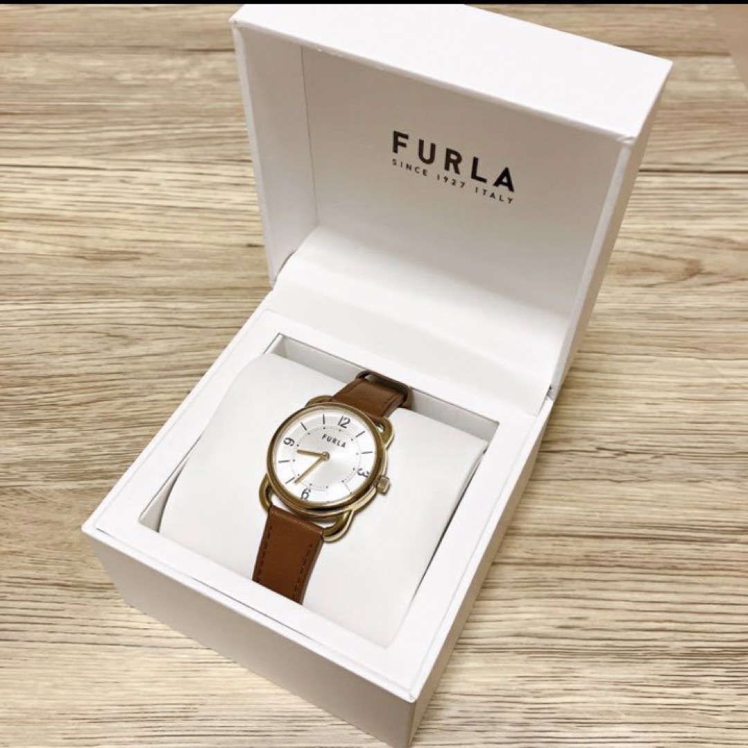 Furla(フルラ)のFURLA ラウンドケースウォッチ レディースのファッション小物(腕時計)の商品写真