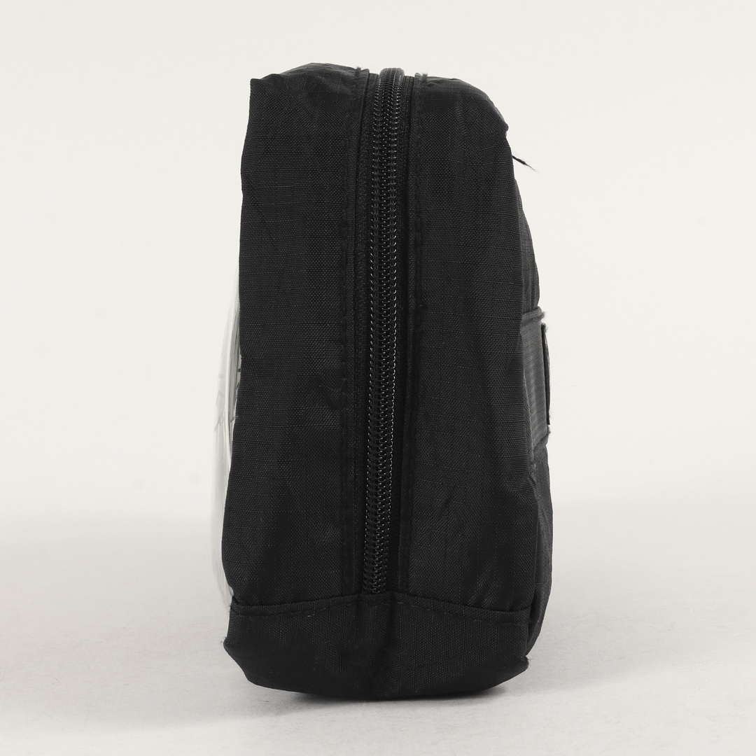 Supreme(シュプリーム)のSupreme シュプリーム バッグ 18AW X-PAC ユーティリティー バッグ / ポーチ Utility Bag ブラック 黒 ブランド カバン【メンズ】【中古】 メンズのバッグ(バッグパック/リュック)の商品写真