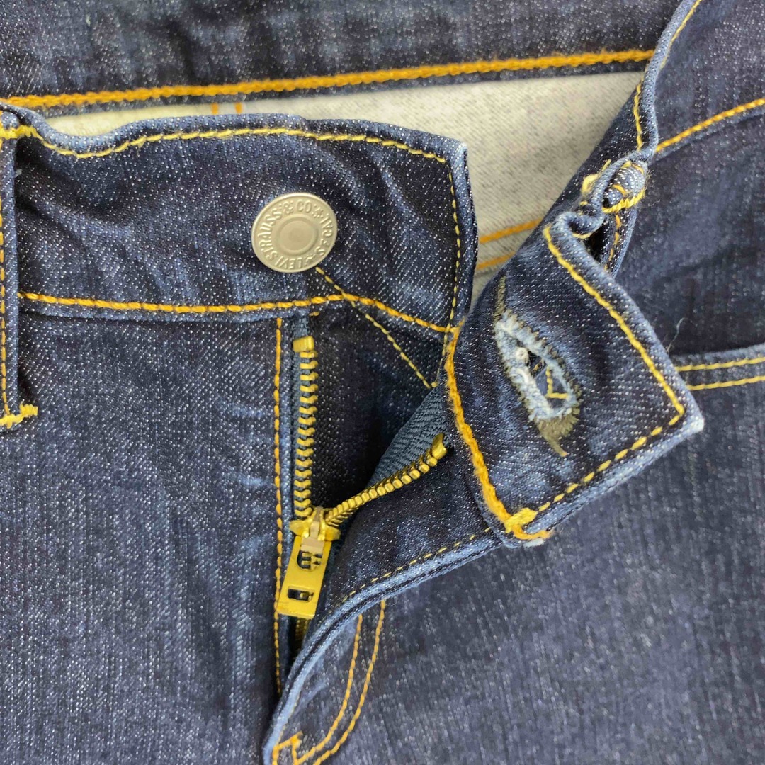 Levi's(リーバイス)のLevi’s リーバイス メンズ デニム　ジーンズ　511　牛革パッチ　W28 メンズのパンツ(デニム/ジーンズ)の商品写真