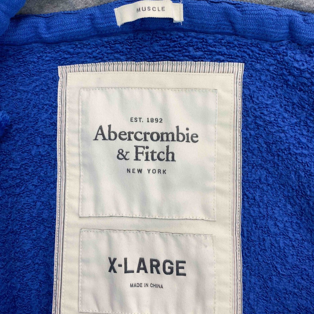 Abercrombie&Fitch(アバクロンビーアンドフィッチ)のAbercrombie&Fitch アバクロンビーアンドフィッチ メンズ パーカー　青　ロゴ刺繍　裏パイル地 メンズのトップス(パーカー)の商品写真