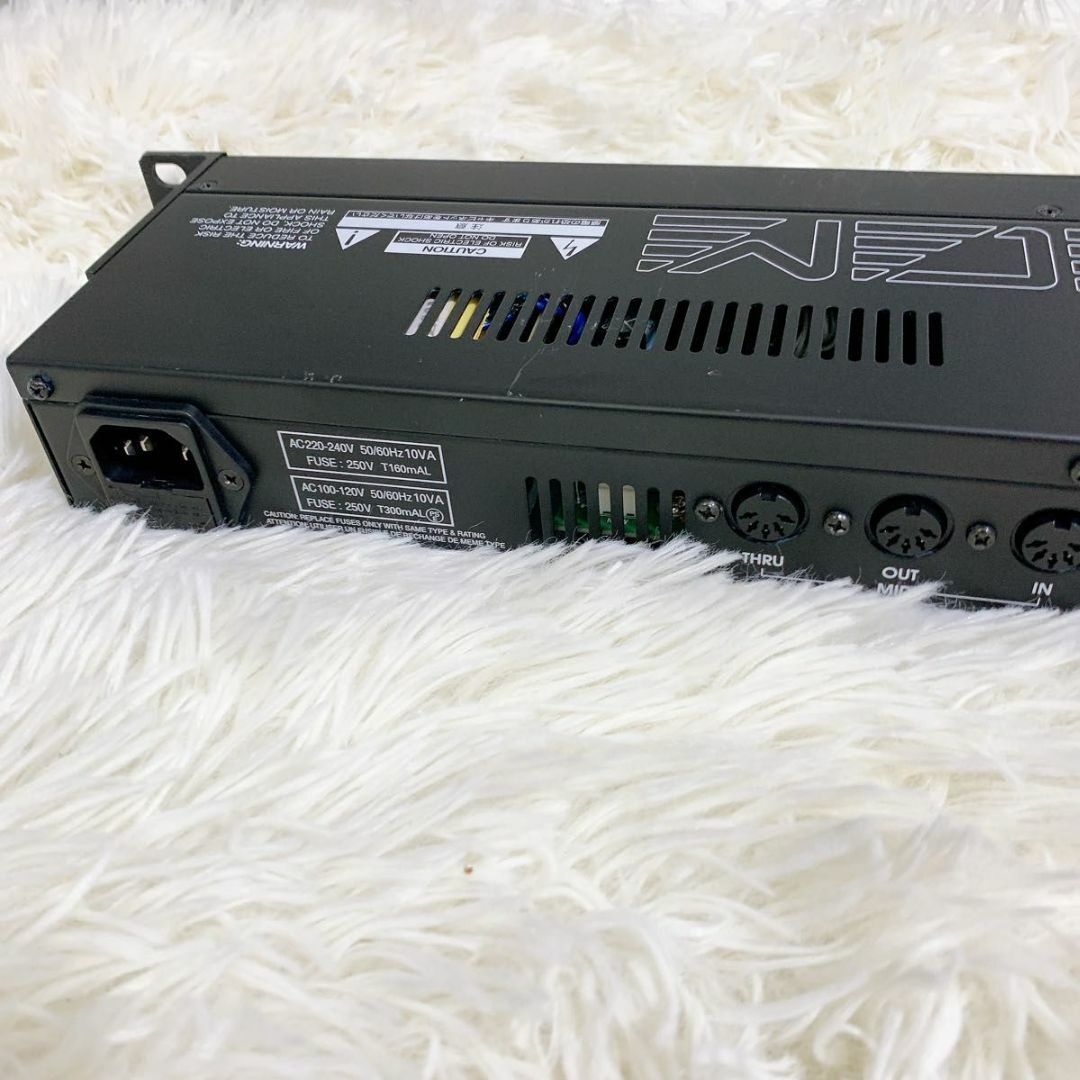 Zoom(ズーム)の希少 動作品 ZOOM RFX-2200 デジタルリバーブ&マルチエフェクト 楽器のギター(エフェクター)の商品写真