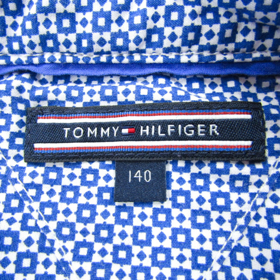 TOMMY HILFIGER(トミーヒルフィガー)のトミーヒルフィガー 長袖シャツ 総柄 ワンポイントロゴ キッズ 男の子用 140サイズ ブルー TOMMY HILFIGER キッズ/ベビー/マタニティのキッズ服女の子用(90cm~)(その他)の商品写真