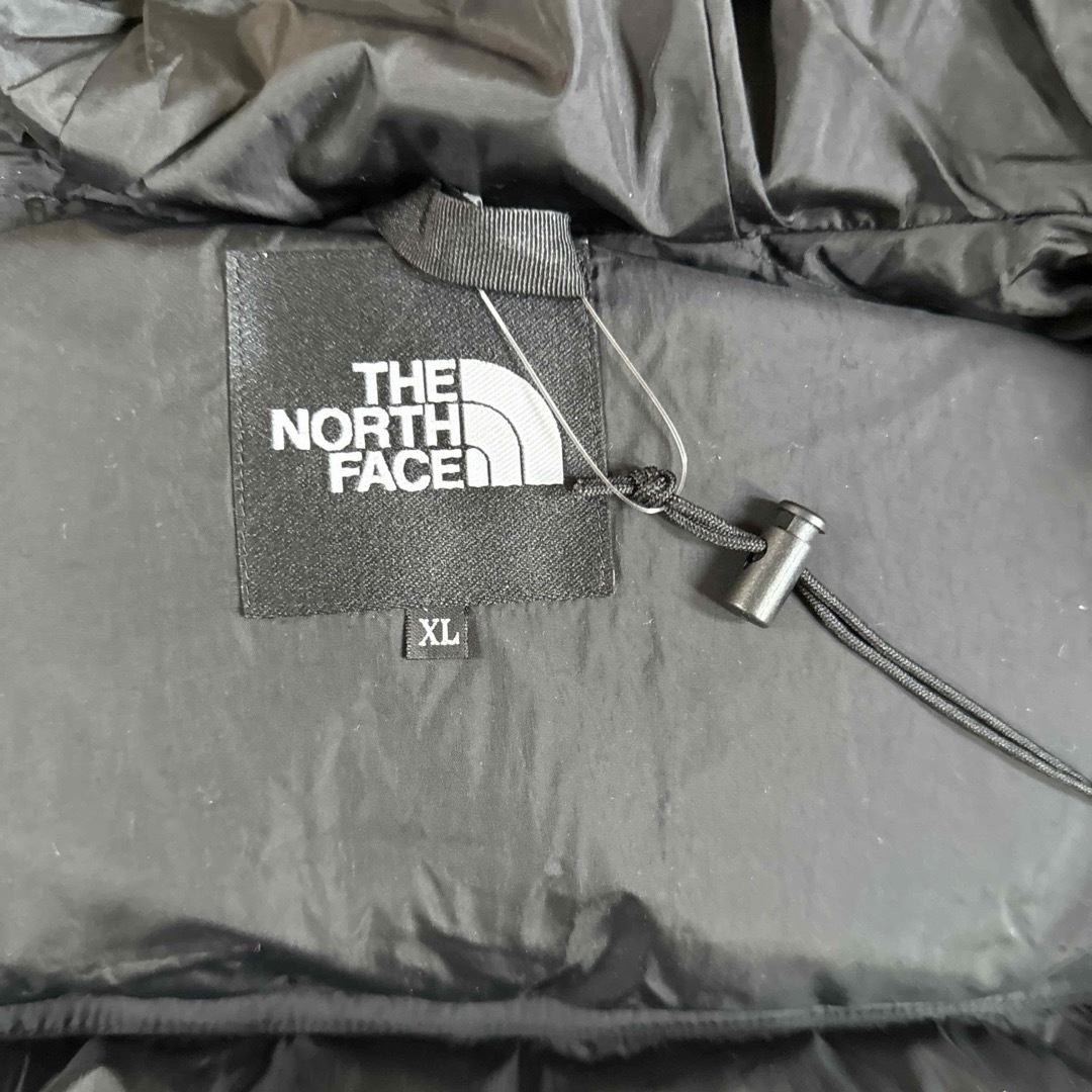 THE NORTH FACE(ザノースフェイス)の新品未使用　ノースフェイス　ヌプシフーディ　XL メンズのジャケット/アウター(ダウンジャケット)の商品写真