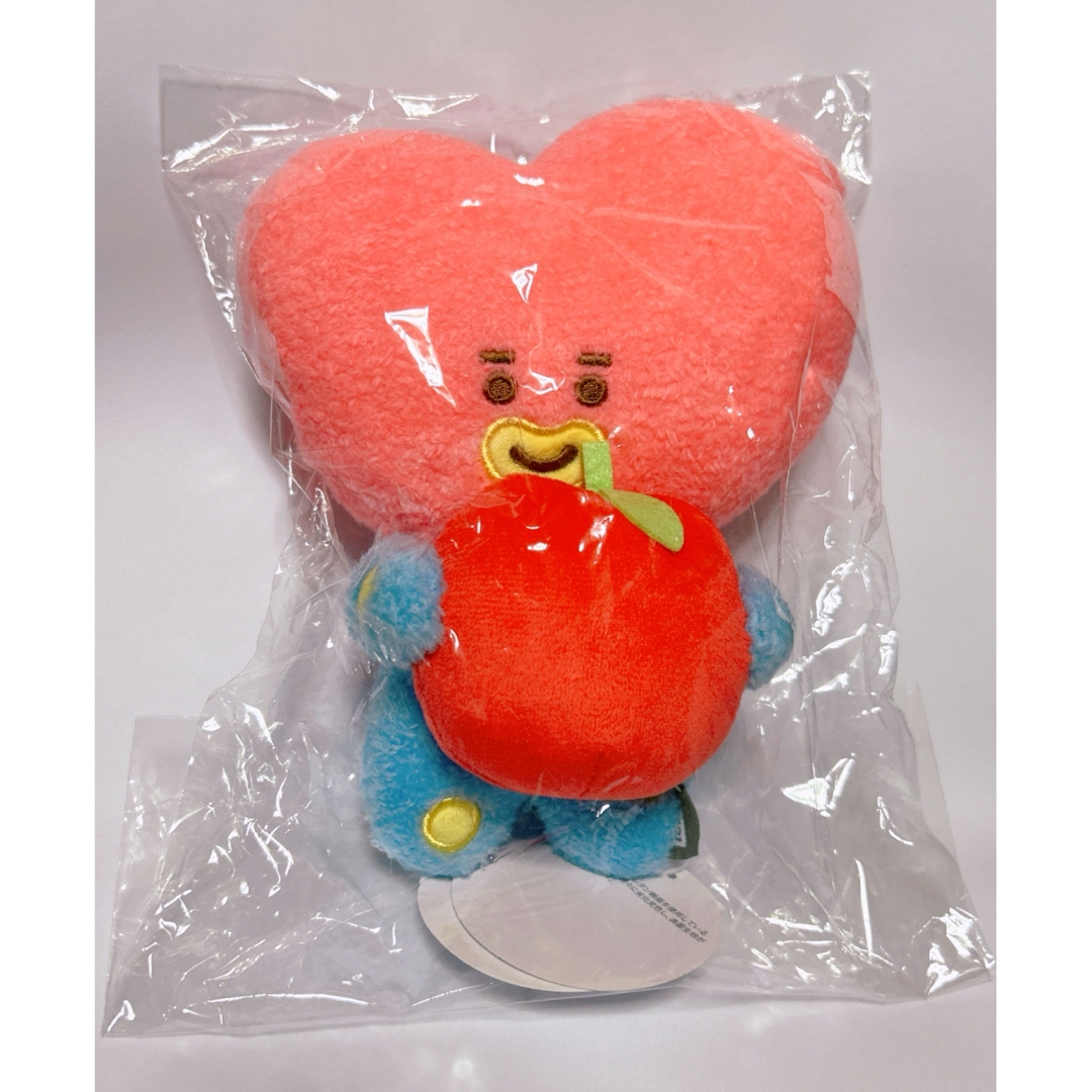 BT21(ビーティーイシビル)のBT21   フルーツ  ぬいぐるみ   M  TATA エンタメ/ホビーのおもちゃ/ぬいぐるみ(キャラクターグッズ)の商品写真