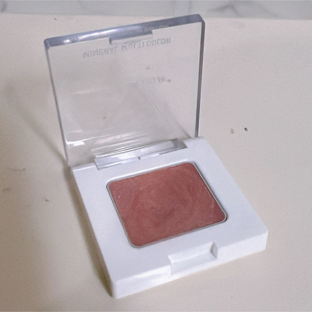 SUIKO ミネラルマルチカラー　09リリーピンク コスメ/美容のベースメイク/化粧品(アイシャドウ)の商品写真