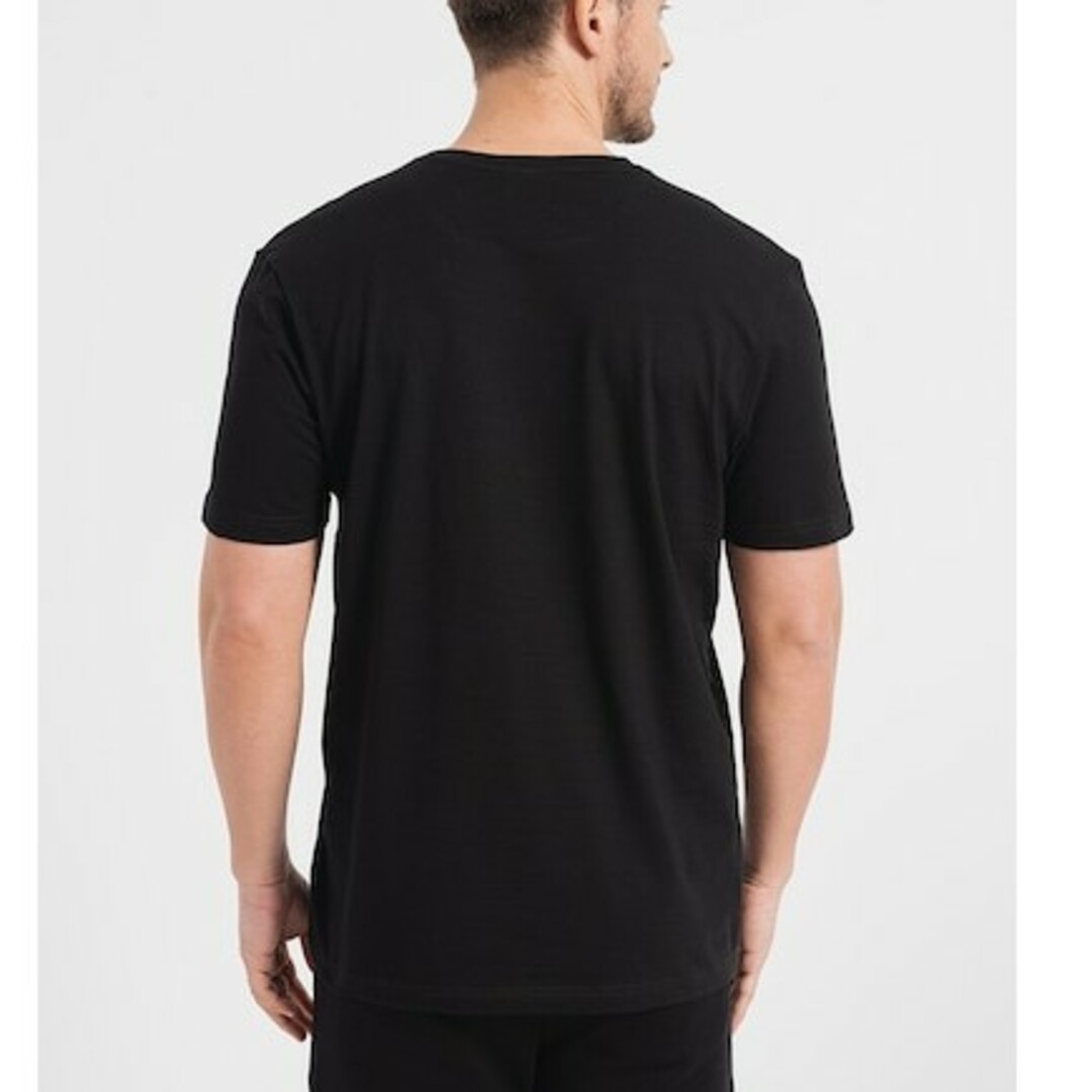 大谷翔平選手愛用 HUGO BOSS Tシャツ 黒・白 2枚セット L 大谷翔平選手愛用 HUGO BOSS Tシャツ 黒・白 2枚セット L