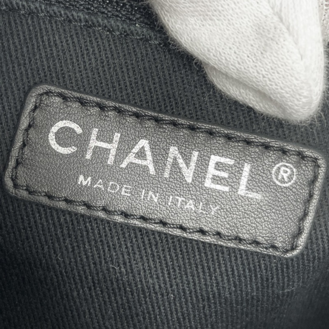 CHANEL(シャネル)のシャネル フレンチリビエラ パンチング ラムスキン バッグ ショルダーバッグ ブラック レディースのバッグ(ショルダーバッグ)の商品写真