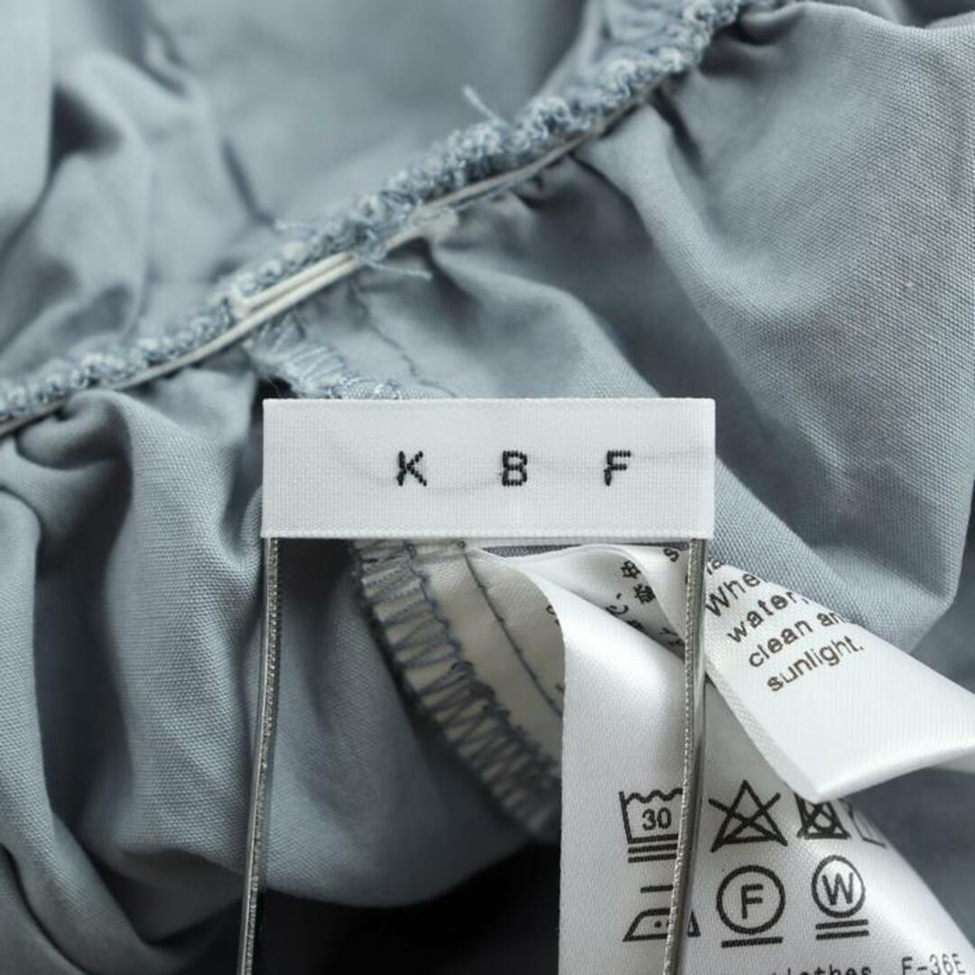 KBF(ケービーエフ)のケイ・ビイ・エフ サロペット スカート フレア ワンピース アーバンリサーチ レディース Oneサイズ ブルー KBF レディースのパンツ(サロペット/オーバーオール)の商品写真