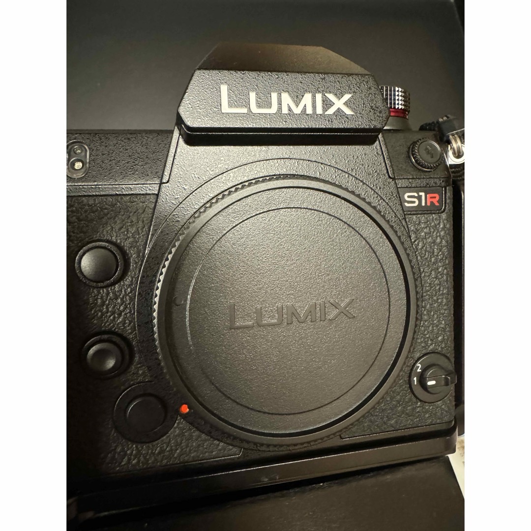 Panasonic(パナソニック)のLUMIX S1Rレンズキット スマホ/家電/カメラのカメラ(ミラーレス一眼)の商品写真