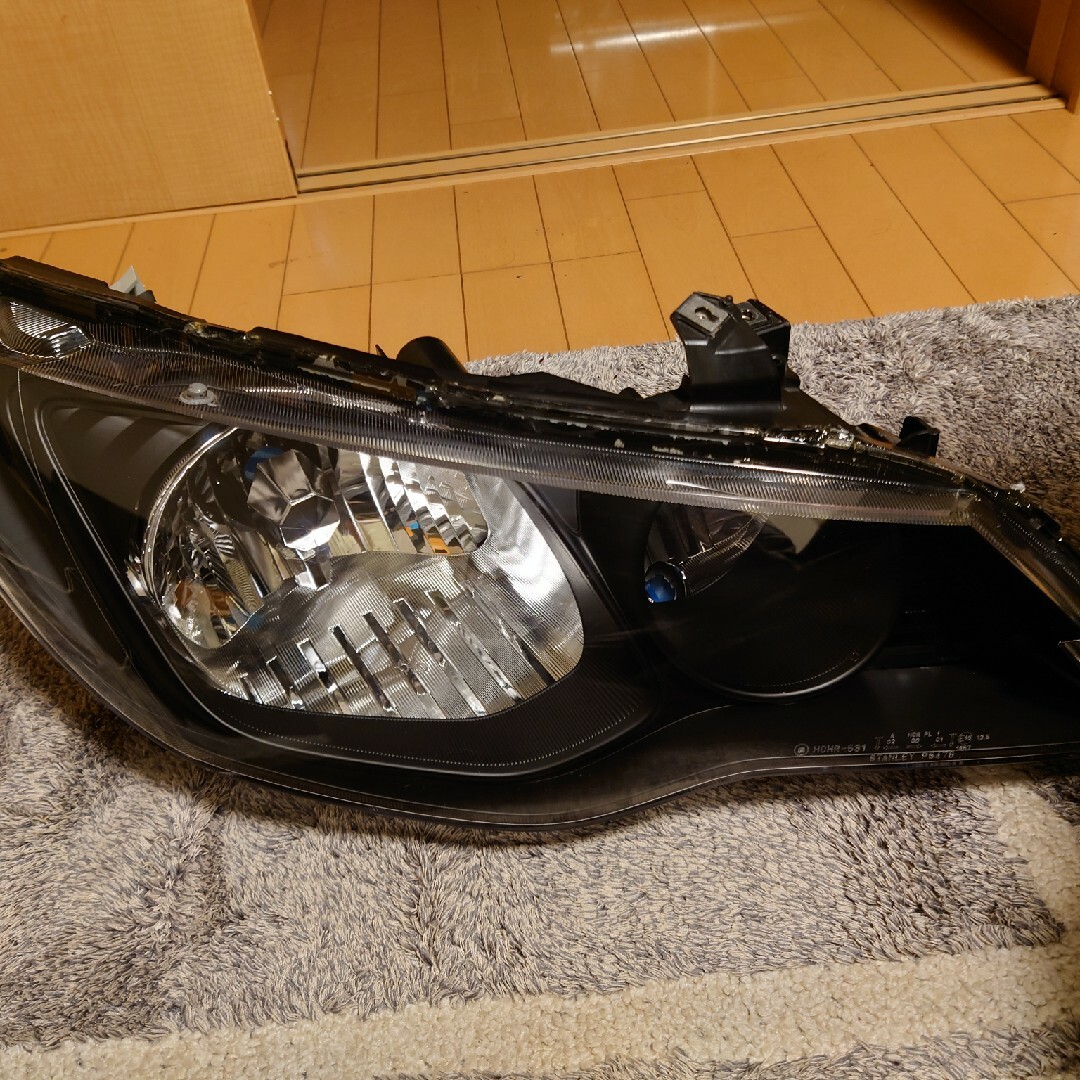 ホンダ(ホンダ)のFD1FD2FD3シビック　インナーブラックアウト　ヘッドライト　ハロゲン用 自動車/バイクの自動車(車種別パーツ)の商品写真
